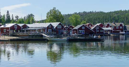 Het oude vissersdorp aan de Norrfällsvikken