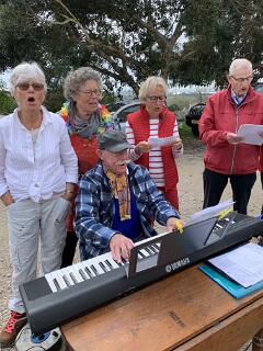 Hennie, Jan de G, Ida V, Wim H