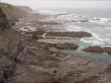 We zijn afgeslagen richting Baia dos Tiros wat niet goed is!