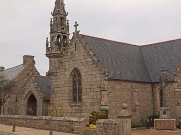 Kerk van Trélévern