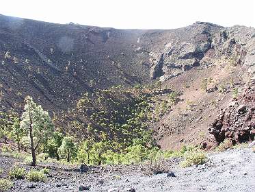 De krater van Volcan San Antonio bij Fuencaliente