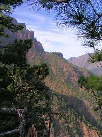 Uitzicht vanaf de Mirador de los Roques naar het westen