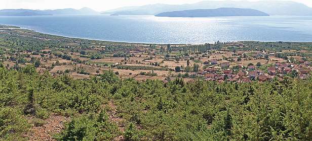 Panorama van het Prespa meer