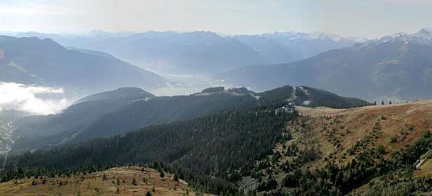 Uitzicht vanaf bergstation Schmittenhöhe bahn van west naar zuid