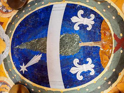 Rome<br>Hier is Lapis lazuli in de vloer verwerkt