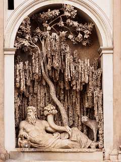 Rome<br>De Tiber, een  van de 4 fonteinen op deze kruising