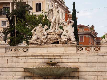 Rome<br>Fontana del Nettuno op het Piazza del Popolo