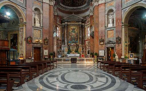 Rome<br>Interieur San Giacomo kerk aan de Via del Corso