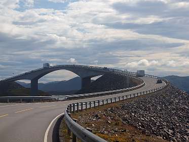 Eerste brug in the Atlantic road