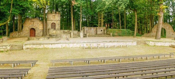 Openluchttheater in Hertme