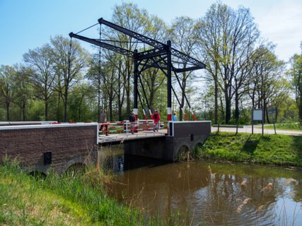 Brug over het kanaal Almelo-Nordhorn