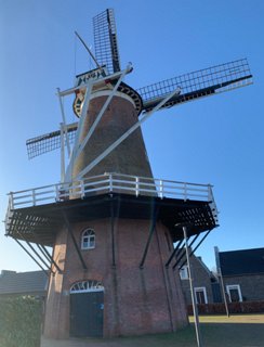 1: IMG_1<br>De  Molen van Oude Hengel