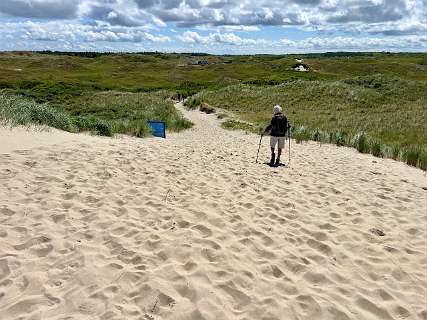 Na paal 17 weer de duinen in